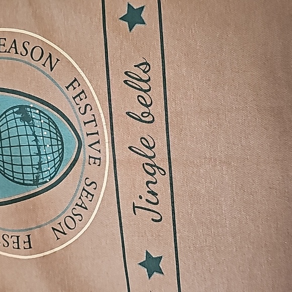 Denim & Flower Beige Christmas Crewneck Sweater, XL - Picture 13 of 13